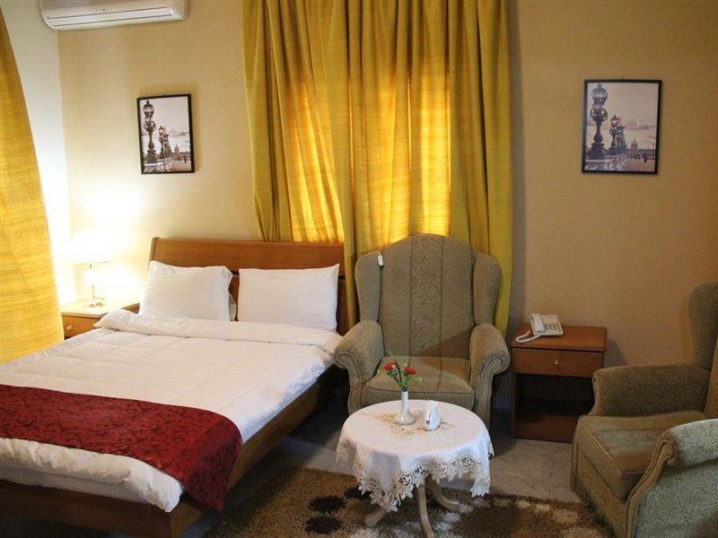 The Diplomat Hotel Beirut Ngoại thất bức ảnh